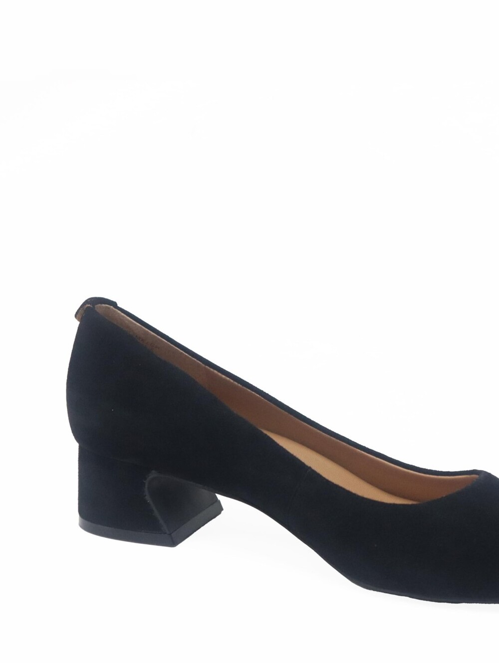 Gentle Souls by Kenneth Cole Gardena Black Suede Pumps